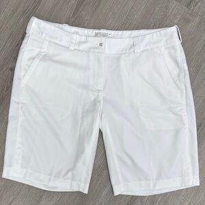 Nike Golf tour performance women’s  Dri-Fit White shorts size 12